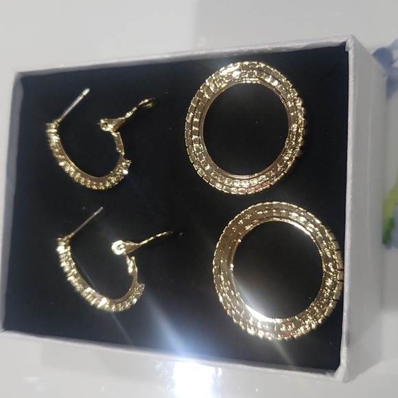 2 in 1 Earings - Picture 6 of 9